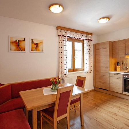Appartement Bettina Mitterwallner อัลเทนมาร์คท์ อิม พองเงา ภายนอก รูปภาพ