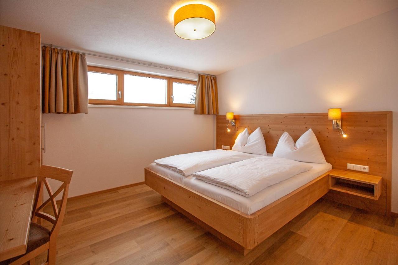 Appartement Bettina Mitterwallner อัลเทนมาร์คท์ อิม พองเงา ภายนอก รูปภาพ