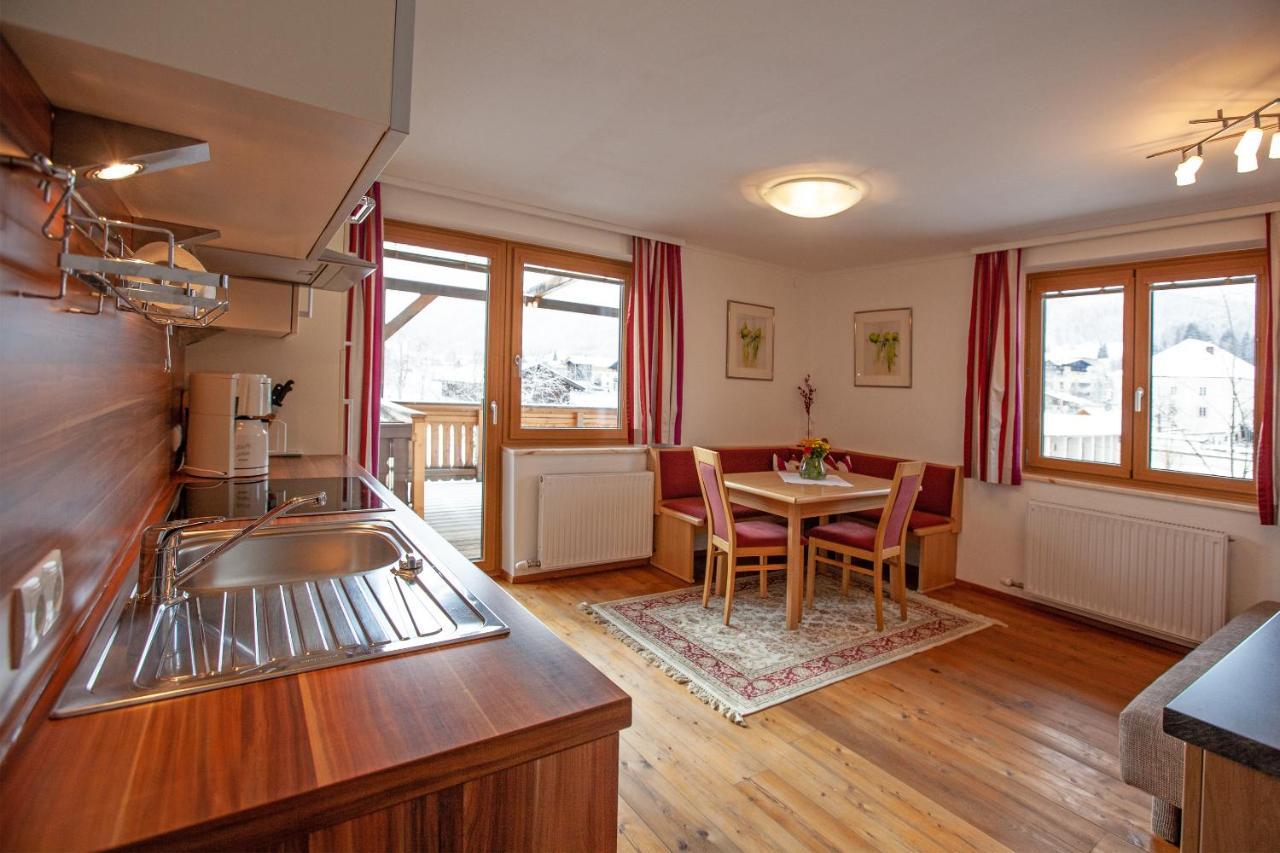 Appartement Bettina Mitterwallner อัลเทนมาร์คท์ อิม พองเงา ภายนอก รูปภาพ