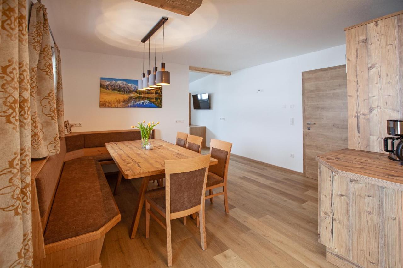 Appartement Bettina Mitterwallner อัลเทนมาร์คท์ อิม พองเงา ภายนอก รูปภาพ