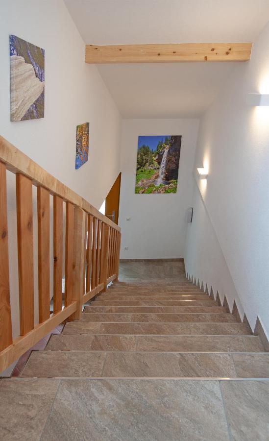 Appartement Bettina Mitterwallner อัลเทนมาร์คท์ อิม พองเงา ภายนอก รูปภาพ